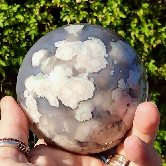 Large & Heavily Blooming Moody Flower Agate Sphere - Picture 6 of 16